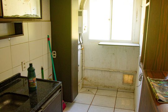 Cozinha de apartamento para alugar com 2 quartos, 41m² em Santa Cruz, Rio de Janeiro