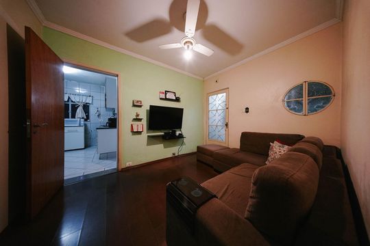 Casa à venda com 5 quartos, 307m² em Vila Buenos Aires, São Paulo