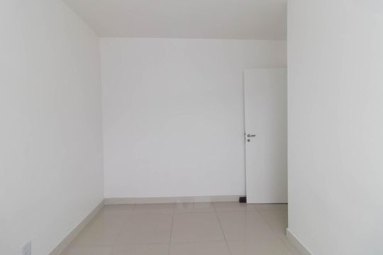 Quarto 2 de apartamento para alugar com 2 quartos, 52m² em Cristal, Porto Alegre
