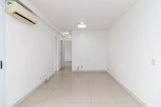 Sala de apartamento para alugar com 2 quartos, 52m² em Cristal, Porto Alegre