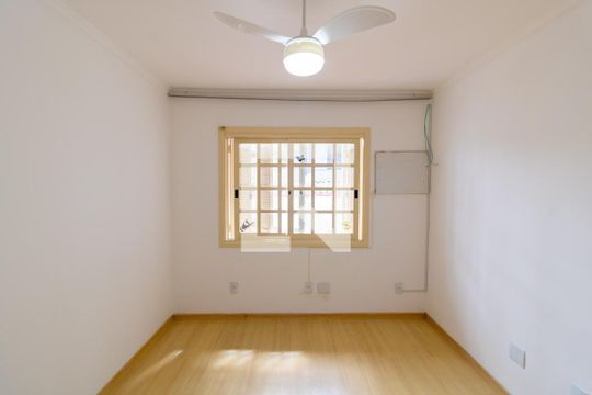 Casa para alugar com 3 quartos, 177m² em Ipanema, Porto Alegre