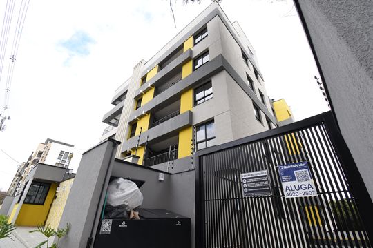 Fachada de apartamento à venda com 2 quartos, 62m² em Tingui, Curitiba