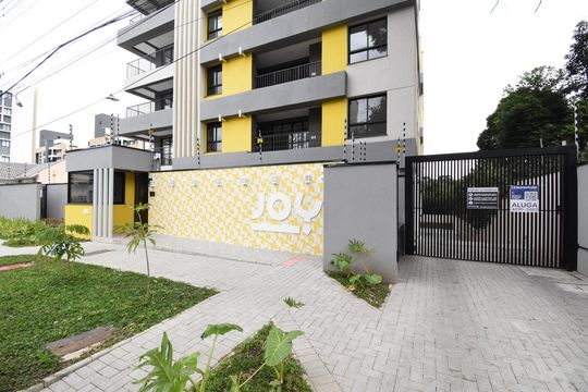 Fachada de apartamento à venda com 2 quartos, 62m² em Tingui, Curitiba