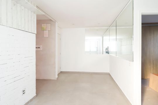 Sala de apartamento para alugar com 2 quartos, 45m² em Jardins Recanto das Rosas, São Paulo