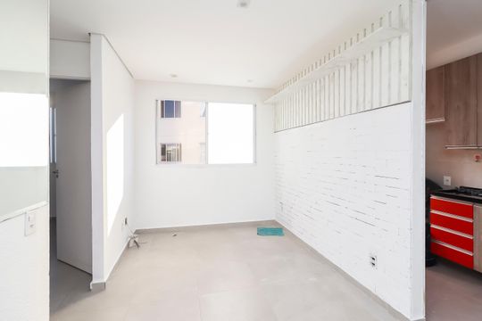 Apartamento para alugar com 2 quartos, 45m² em Jardins Recanto das Rosas, São Paulo