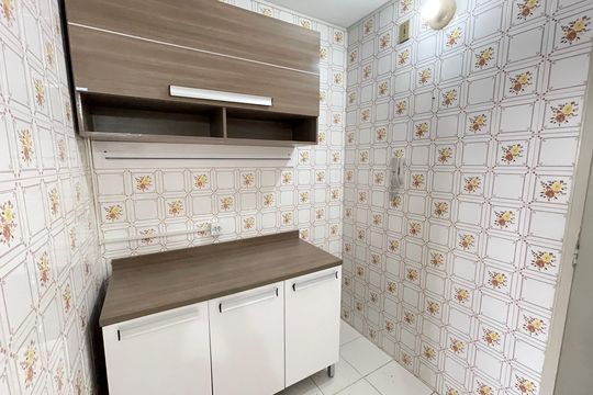 Cozinha de apartamento para alugar com 2 quartos, 63m² em Jardim Bonfiglioli, São Paulo