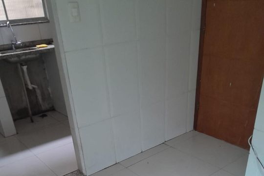 Sala de apartamento para alugar com 2 quartos, 75m² em Covanca, São Gonçalo