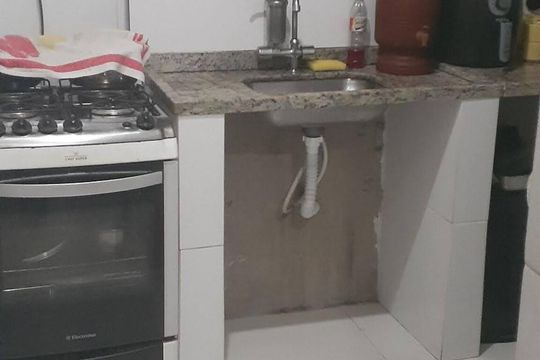 Cozinha de apartamento para alugar com 2 quartos, 75m² em Covanca, São Gonçalo