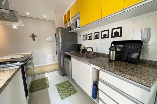 Apartamento à venda com 3 quartos, 77m² em Conjunto Promorar Raposo Tavares, São Paulo