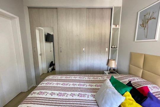 Apartamento à venda com 3 quartos, 77m² em Conjunto Promorar Raposo Tavares, São Paulo