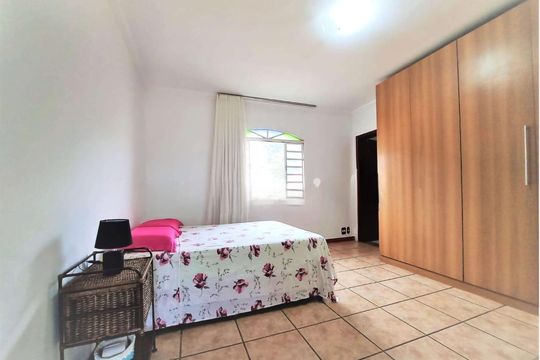 Quarto 2 de casa de condomínio à venda com 4 quartos, 220m² em Doutor Lund, Lagoa Santa