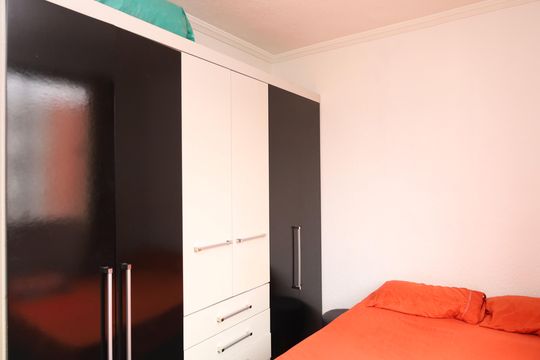 Quarto 1 de apartamento para alugar com 2 quartos, 38m² em Jardim Bartira, São Paulo