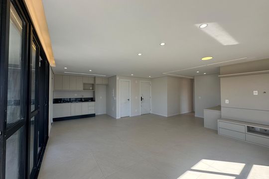 Sala de apartamento à venda com 2 quartos, 112m² em Alphaville Comercial, Barueri