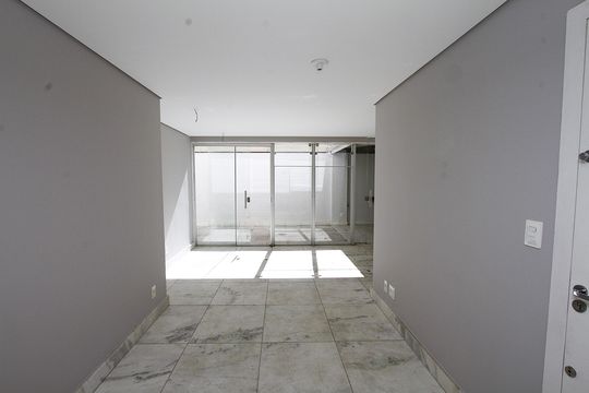 sala de apartamento para alugar com 3 quartos, 125m² em Carlos Prates, Belo Horizonte
