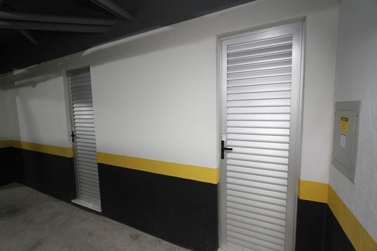 box de apartamento para alugar com 3 quartos, 125m² em Carlos Prates, Belo Horizonte