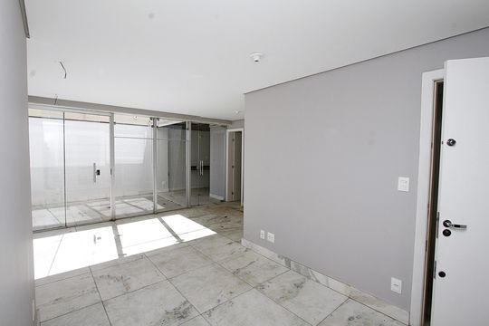 Apartamento para alugar com 3 quartos, 125m² em Carlos Prates, Belo Horizonte