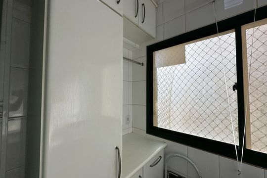 Área de Serviço de apartamento para alugar com 3 quartos, 90m² em Alphaville, Barueri