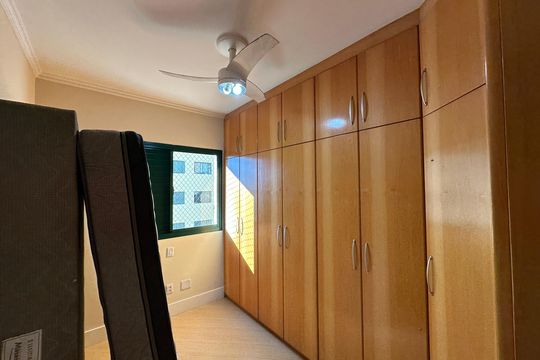 Quarto 1 de apartamento para alugar com 3 quartos, 90m² em Alphaville, Barueri