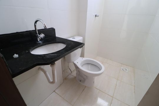Banheiro Social de apartamento para alugar com 2 quartos, 45m² em Jardim Europa, Uberlândia