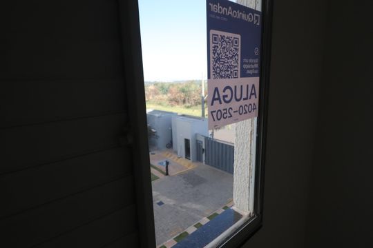 Plaquinha de apartamento para alugar com 2 quartos, 45m² em Jardim Europa, Uberlândia