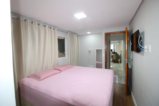 Quarto 1 de casa à venda com 3 quartos, 315m² em Vila Verde, São Paulo