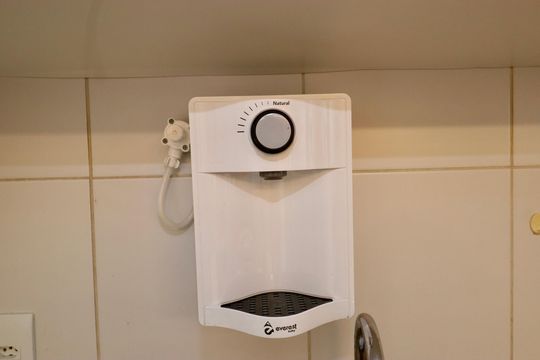 Cozinha de apartamento para alugar com 1 quarto, 54m² em Alphaville I, Salvador
