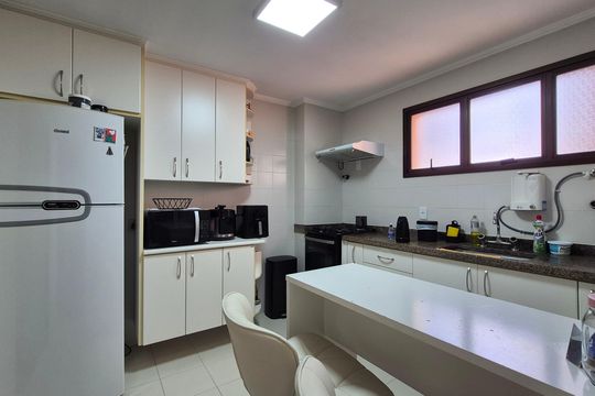 Cozinha de apartamento para alugar com 3 quartos, 132m² em Parque das Nações, Santo André