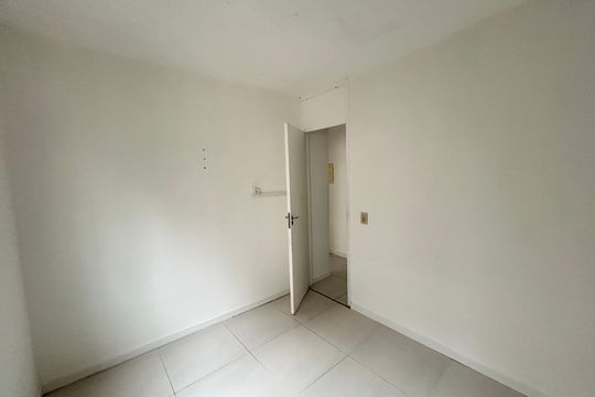 Quarto 2 de apartamento para alugar com 2 quartos, 44m² em Pavuna, Nilópolis