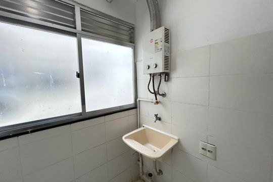 Área de Serviço de apartamento para alugar com 2 quartos, 44m² em Pavuna, Nilópolis