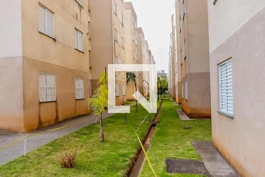 Área comum de apartamento para alugar com 2 quartos, 49m² em Metalúrgicos, Osasco