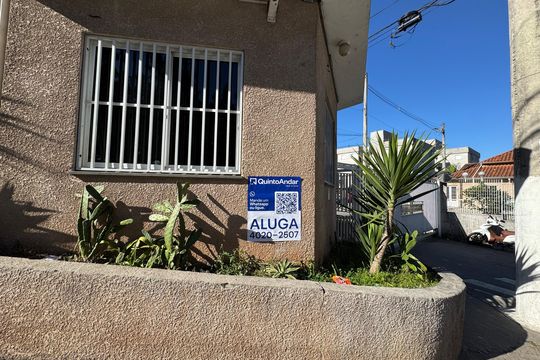 Fachada  de apartamento para alugar com 2 quartos, 49m² em Metalúrgicos, Osasco