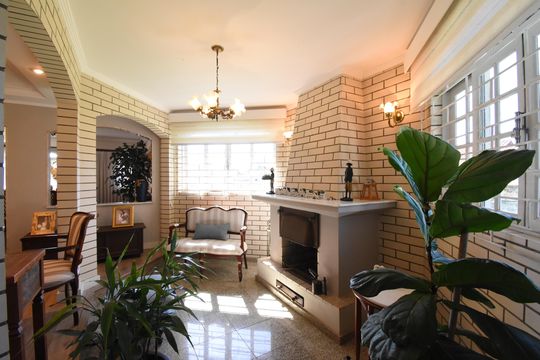Sala de casa à venda com 4 quartos, 397m² em Pilarzinho, Curitiba