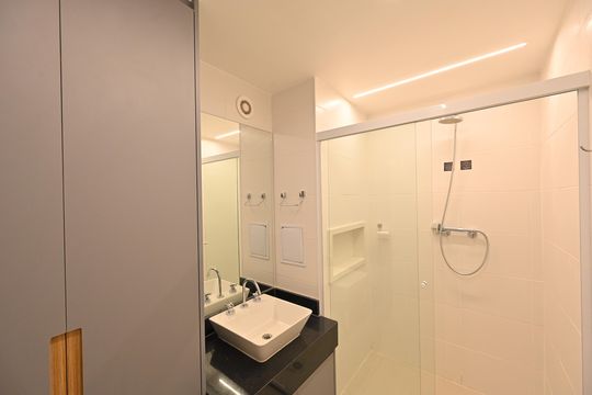 Banheiro Social de kitnet/studio para alugar com 1 quarto, 40m² em Vila Clementino, São Paulo