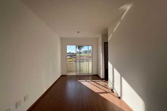 Sala de apartamento para alugar com 2 quartos, 72m² em Tijuca, Belo Horizonte