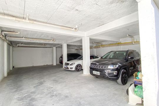 Garagem  de casa de condomínio para alugar com 2 quartos, 70m² em Vila Ré, São Paulo