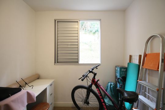 Quarto 2 de apartamento à venda com 2 quartos, 42m² em Jardim Paris, São Paulo