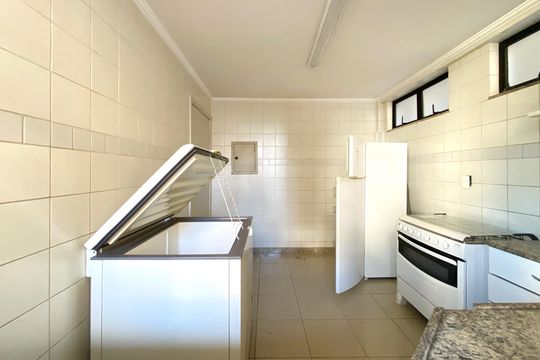 Área comum de apartamento à venda com 5 quartos, 200m² em Buritis, Belo Horizonte