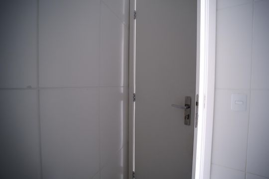 Banheiro de apartamento para alugar com 2 quartos, 40m² em Jardim Maringa, São Paulo
