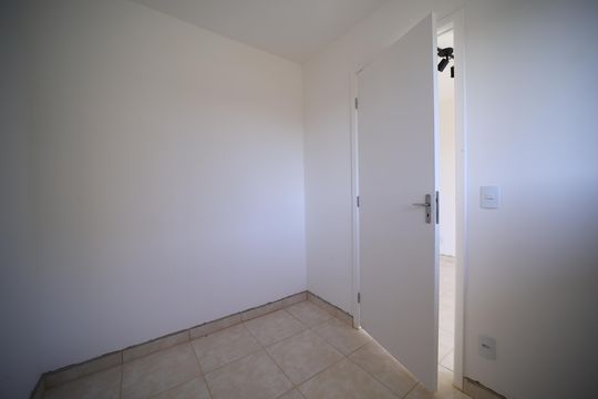 Quarto 1 de apartamento para alugar com 2 quartos, 40m² em Jardim Maringa, São Paulo