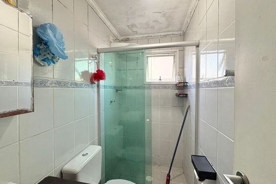 Banheiro de apartamento à venda com 2 quartos, 56m² em Freguesia do Ó, São Paulo