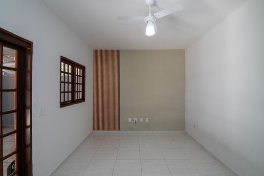 Sala de casa para alugar com 3 quartos, 250m² em Jardim Terras de Santo Antonio, Hortolândia