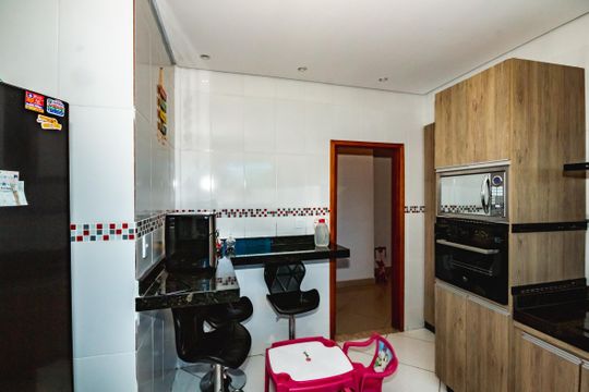 Apartamento à venda com 3 quartos, 130m² em Céu Azul, Belo Horizonte
