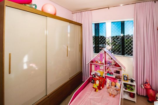 Apartamento à venda com 3 quartos, 130m² em Céu Azul, Belo Horizonte