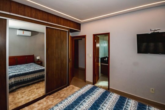 Apartamento à venda com 3 quartos, 130m² em Céu Azul, Belo Horizonte