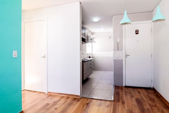 Sala de apartamento à venda com 2 quartos, 38m² em Núcleo Lageado, São Paulo