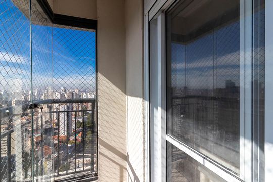 Varanda da Suíte 1 de apartamento à venda com 3 quartos, 163m² em Santa Teresinha, São Paulo