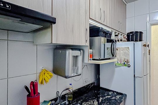 Cozinha de apartamento à venda com 3 quartos, 60m² em Chácara Seis de Outubro, São Paulo