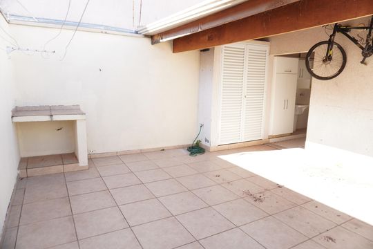 Quintal de casa para alugar com 3 quartos, 143m² em Jardim Sao Jose, Americana