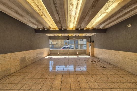 Garagem de casa para alugar com 3 quartos, 217m² em Parque Oratório, Santo André
