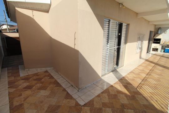 Sacada de casa para alugar com 3 quartos, 200m² em Jardim das Industrias, São José dos Campos